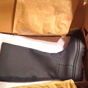 NIB Cool Planet Boots